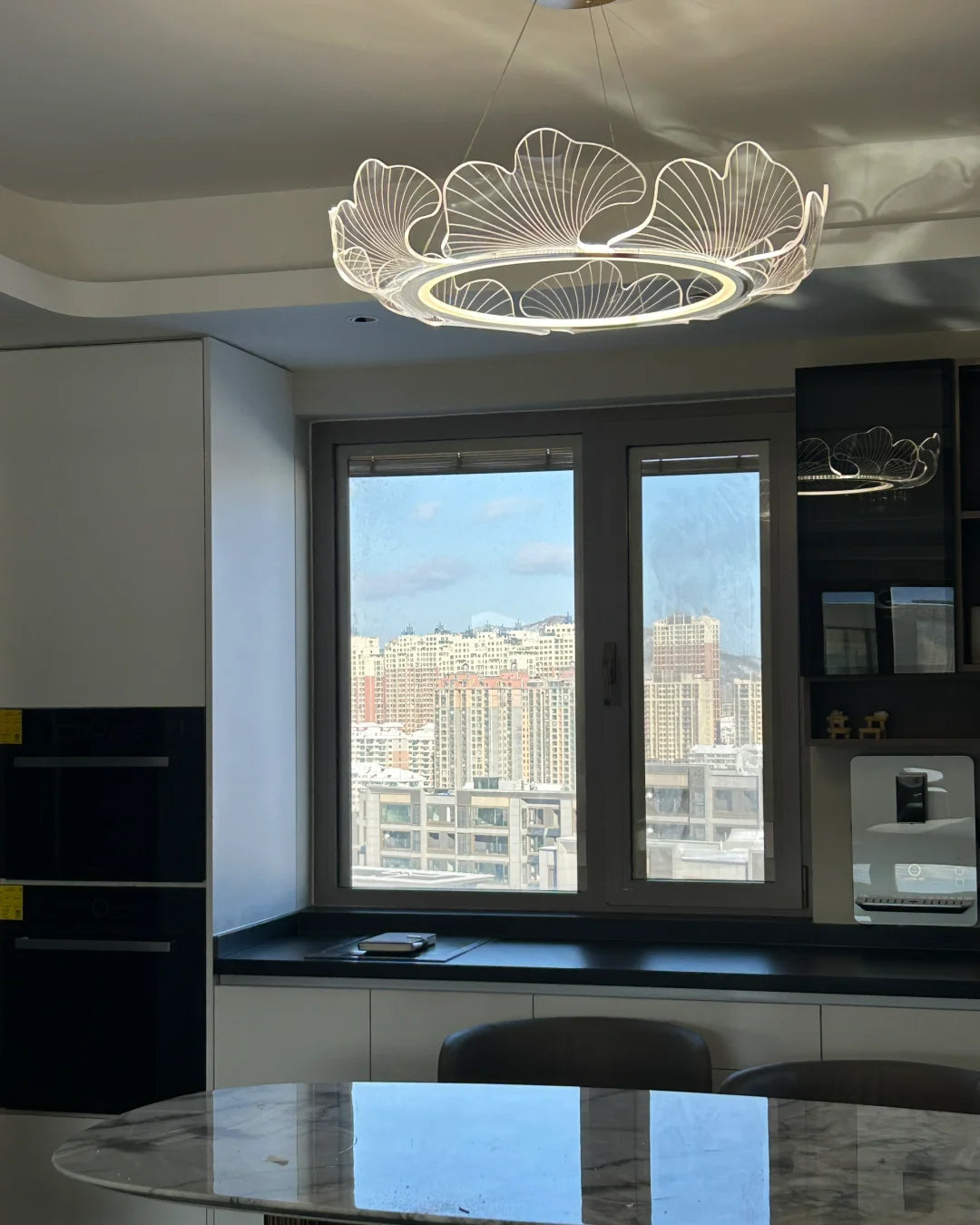 WOMO  Acrylic Ginkgo Leaf Chandelier-WM2000