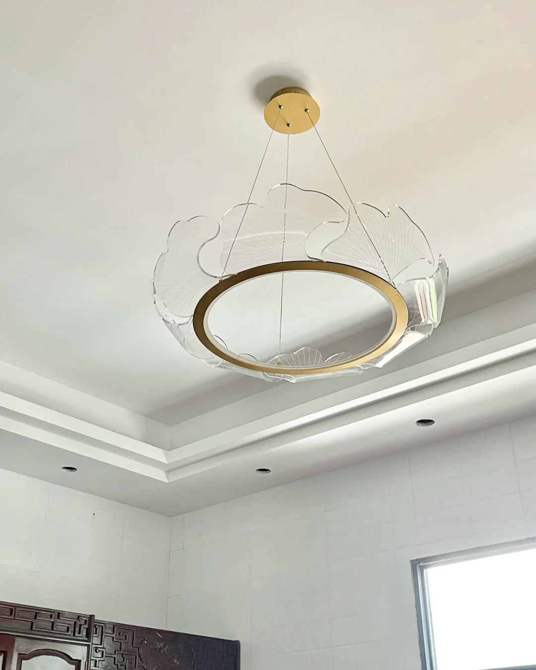 WOMO  Acrylic Ginkgo Leaf Chandelier-WM2000