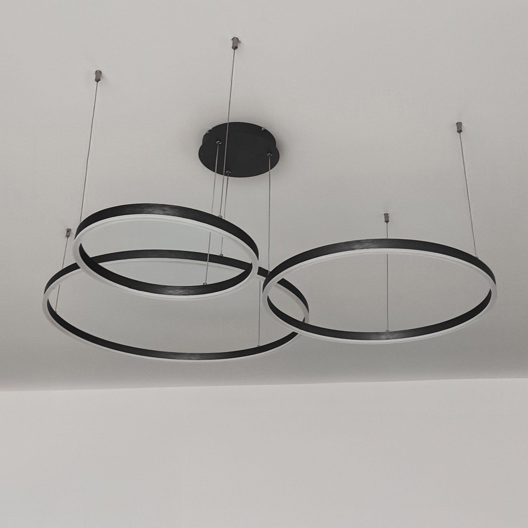 WOMO Multi Black Ring LED Chandelier - WM2003