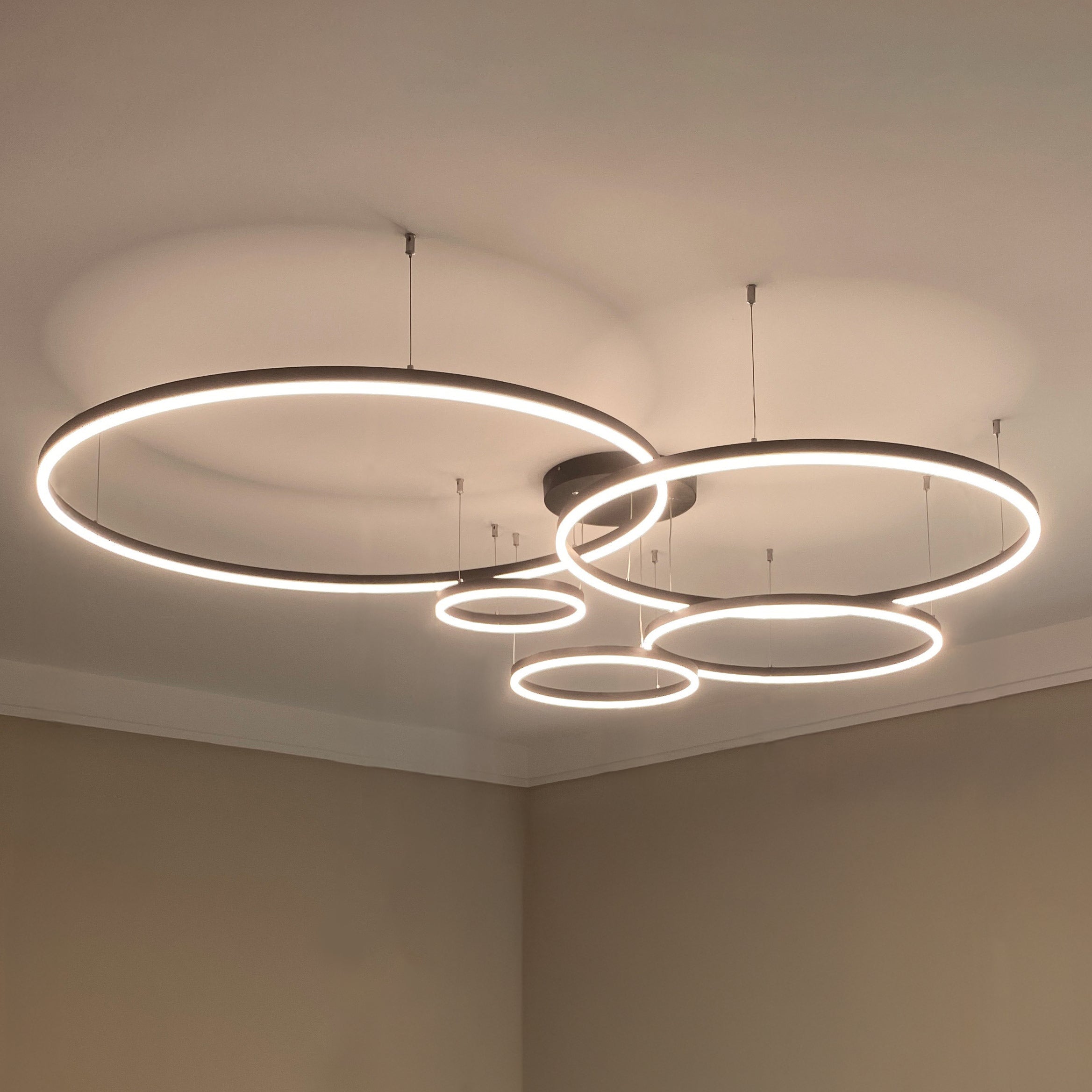 WOMO Multi Black Ring LED Chandelier - WM2003