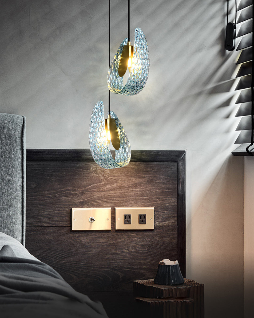 WOMO Peacock Blue Art Glass Pendant Light-WM2213a