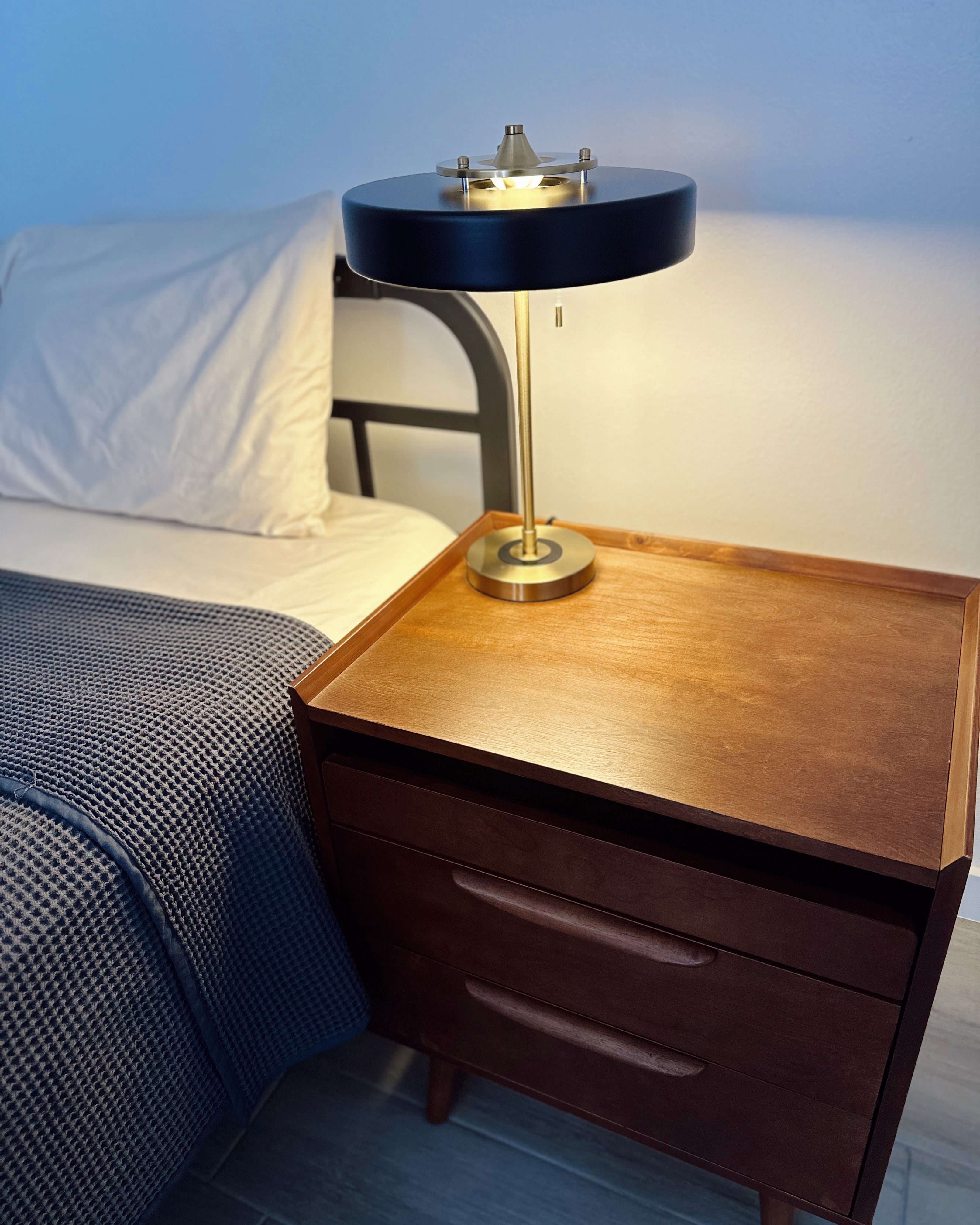 WOMO Mid-Century Round Table Lamp with Pull Chain-WM8009