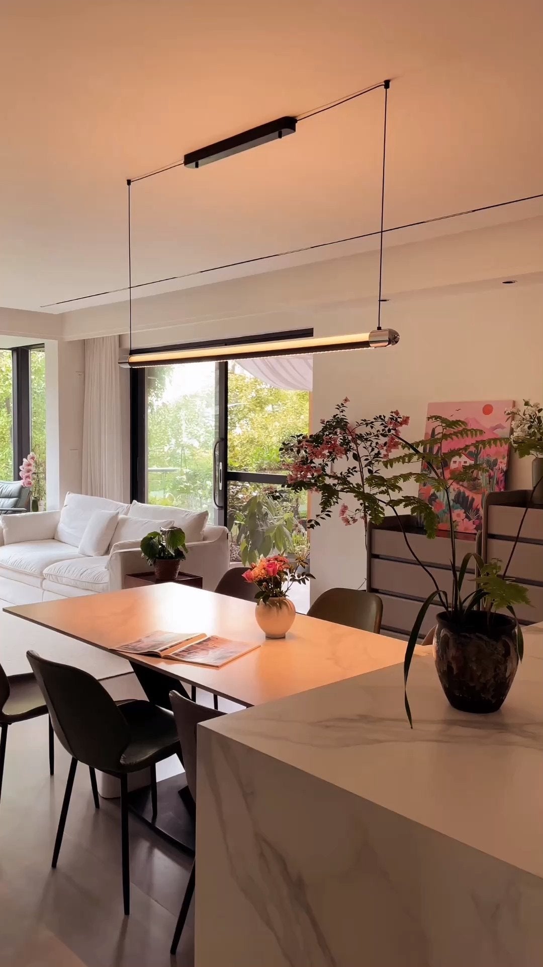 WOMO Black Linear Pendant Light - WM3225