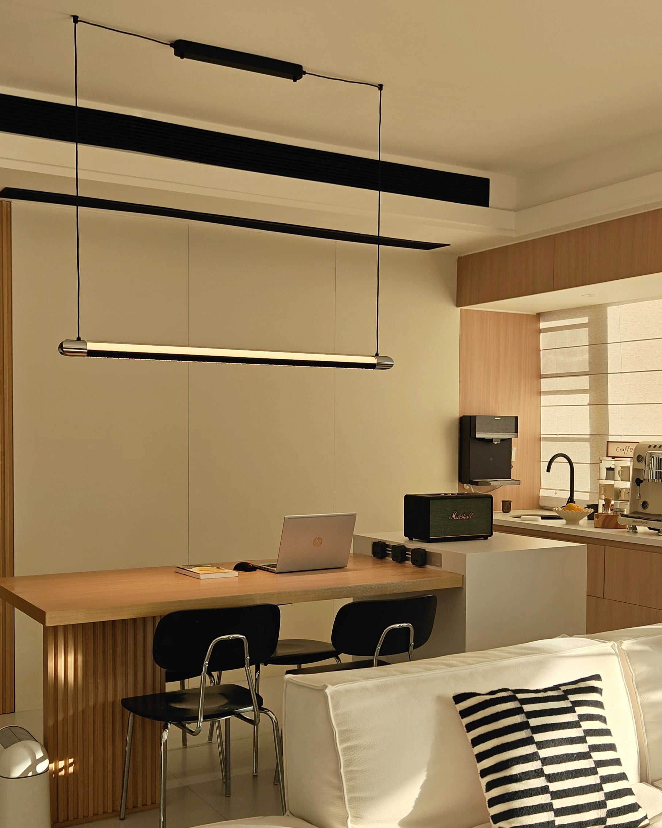 WOMO Black Linear Pendant Light - WM3225