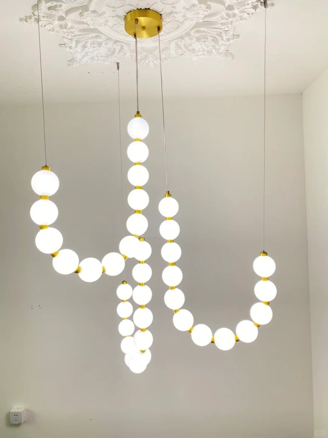 WOMO Frosted Glass Bead Pendant Chandelier - WM2102e
