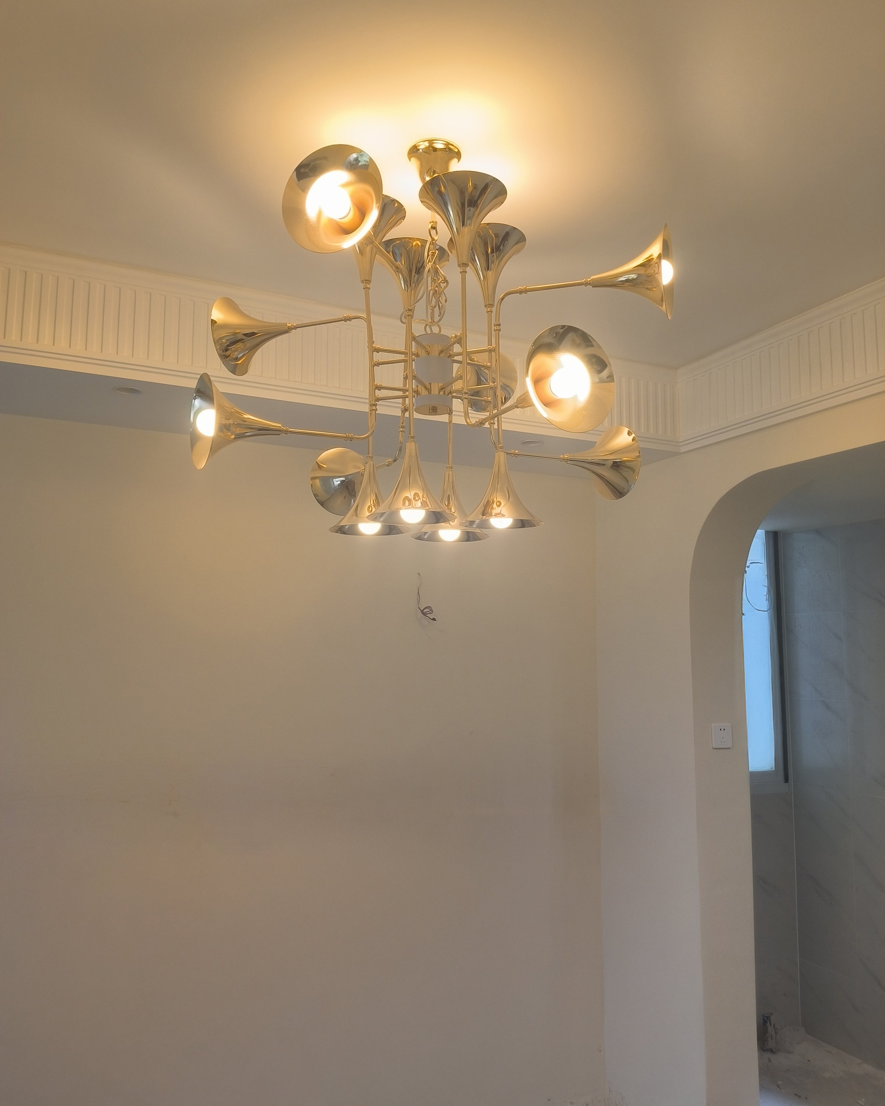 WOMO Gold Trumpet Art Deco Chandelier-WM2614